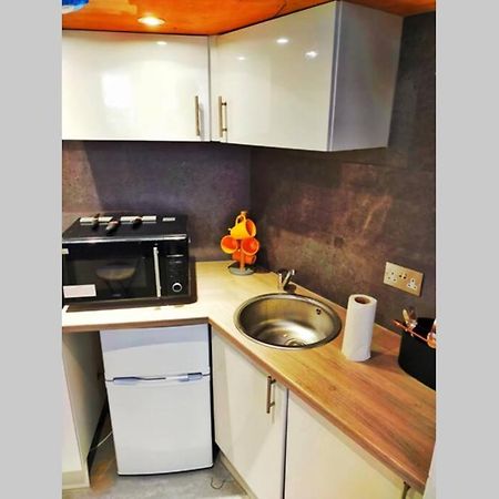 Appartement Cute & Cosy Loft-Style Studio Close To Beach à Bornemouth Extérieur photo