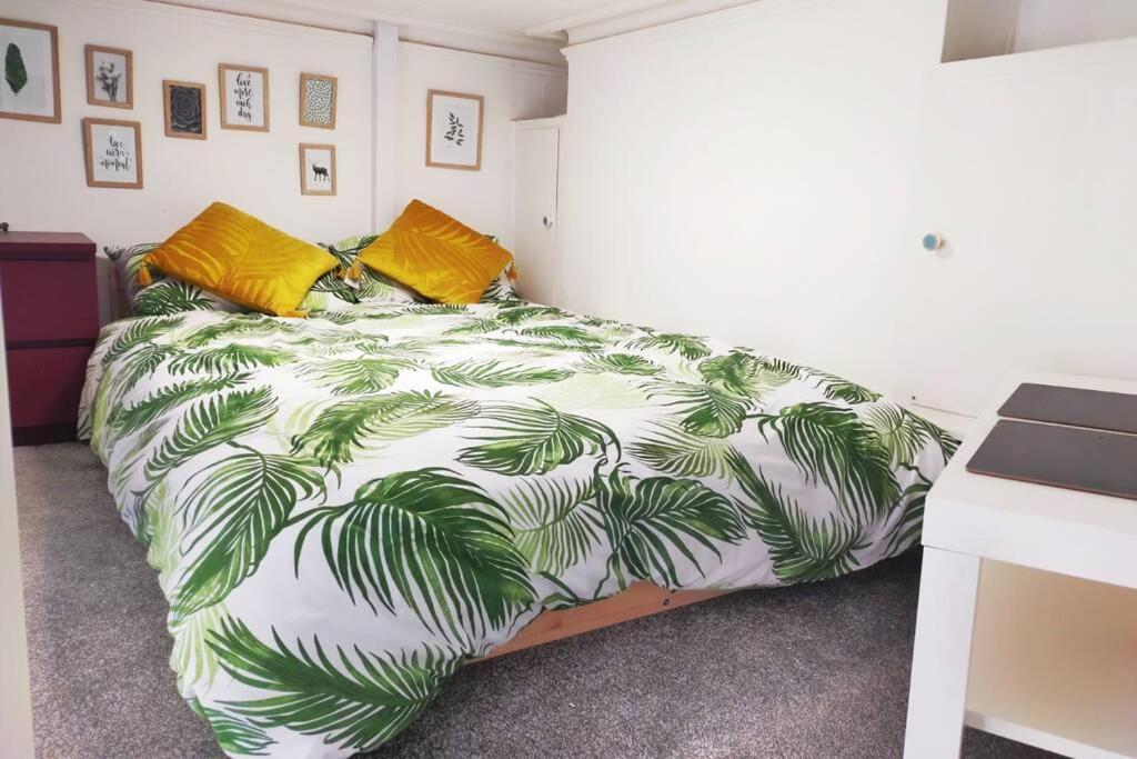 Appartement Cute & Cosy Loft-Style Studio Close To Beach à Bornemouth Extérieur photo